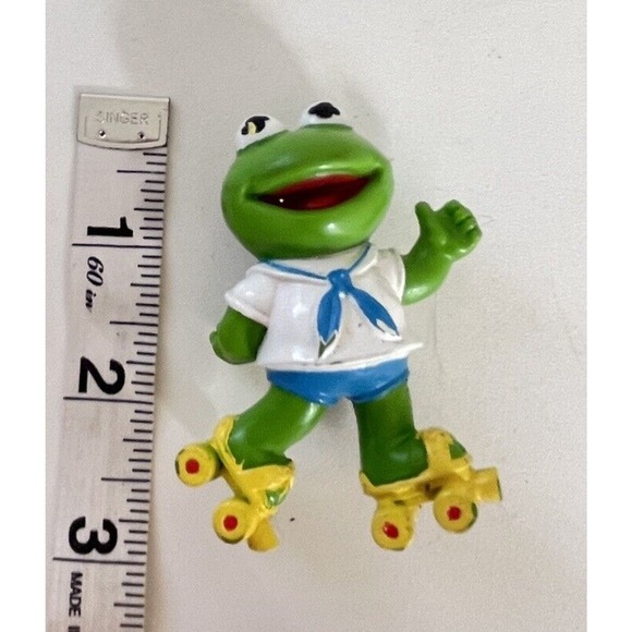 Kermit Pvc Figure Roller Skates Muppet Babies Mcdonalds Happy Meal 2.5 inch - Picture 5 of 5